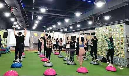 很高兴遇见你爵士舞,很高兴遇见你教师舞蹈