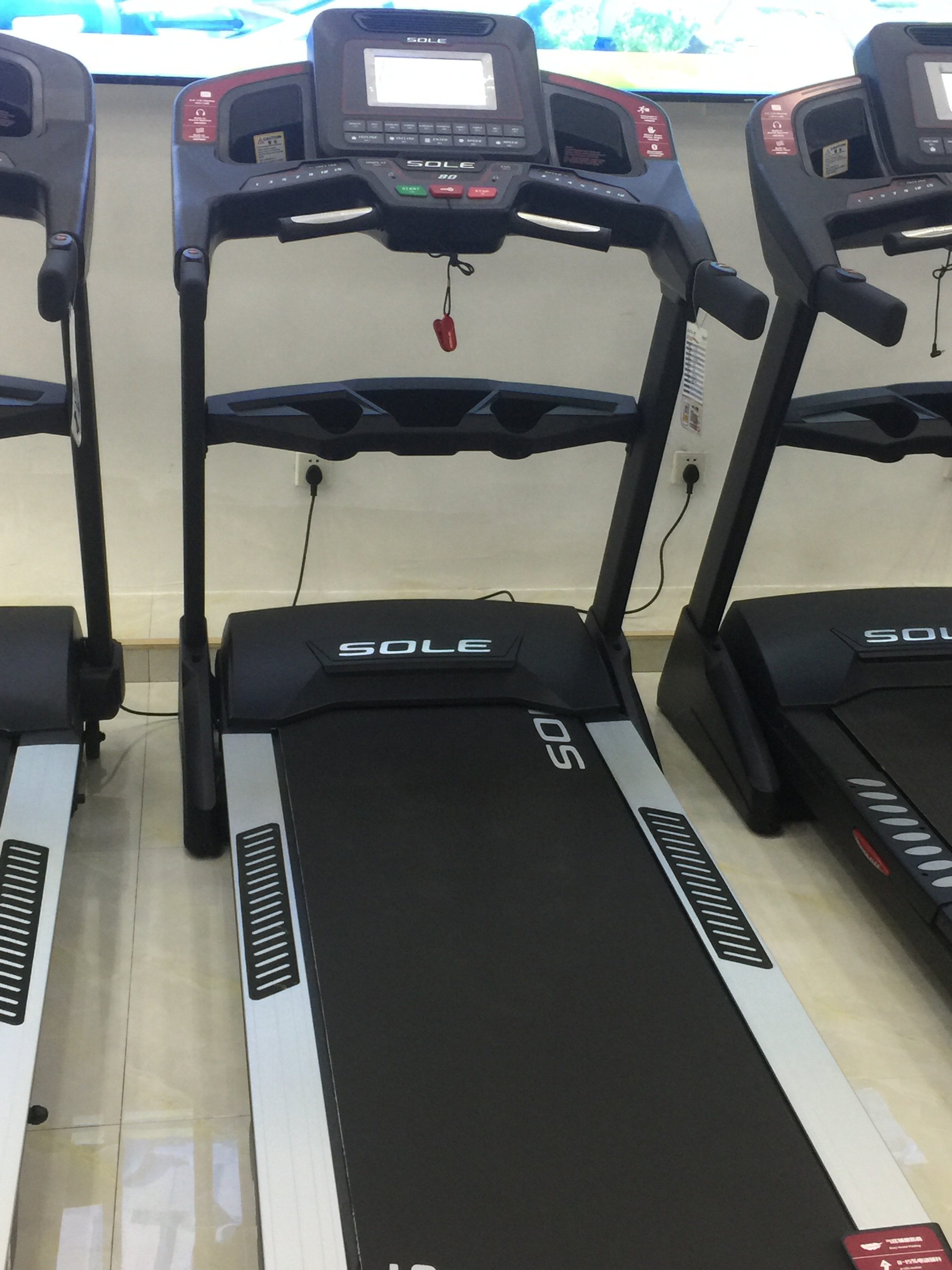 速尔跑步机f63和f80哪个更好,速尔f80pro跑步机怎么样