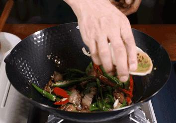 性价比最高的日本炒菜铁锅,高端不粘锅无差评铁锅