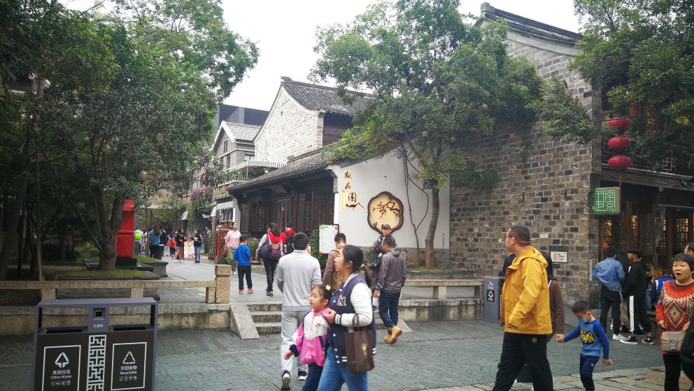 夫子庙和老门东靠得近吗,夫子庙与老门东之间距离