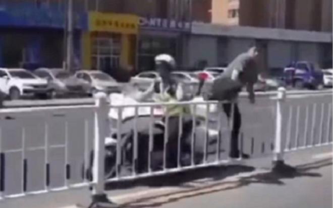 这波「搞笑违法行为集锦」,要承包律师们的今日笑点