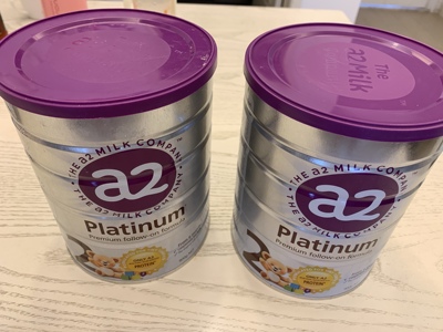 喝奶粉喝国产好还是国外好,喝进口奶粉还是国产奶