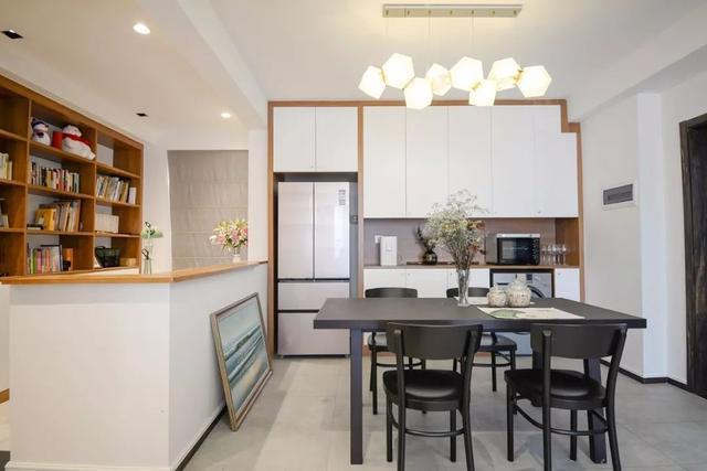 业主餐边柜,大气又实用的餐边柜设计案例