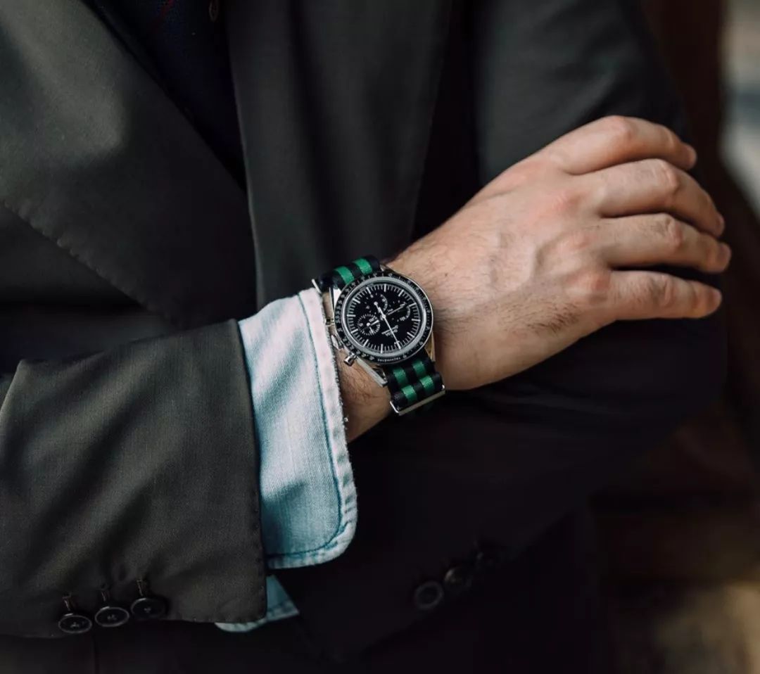 30岁年薪多少钱,30岁年薪20万怎么样