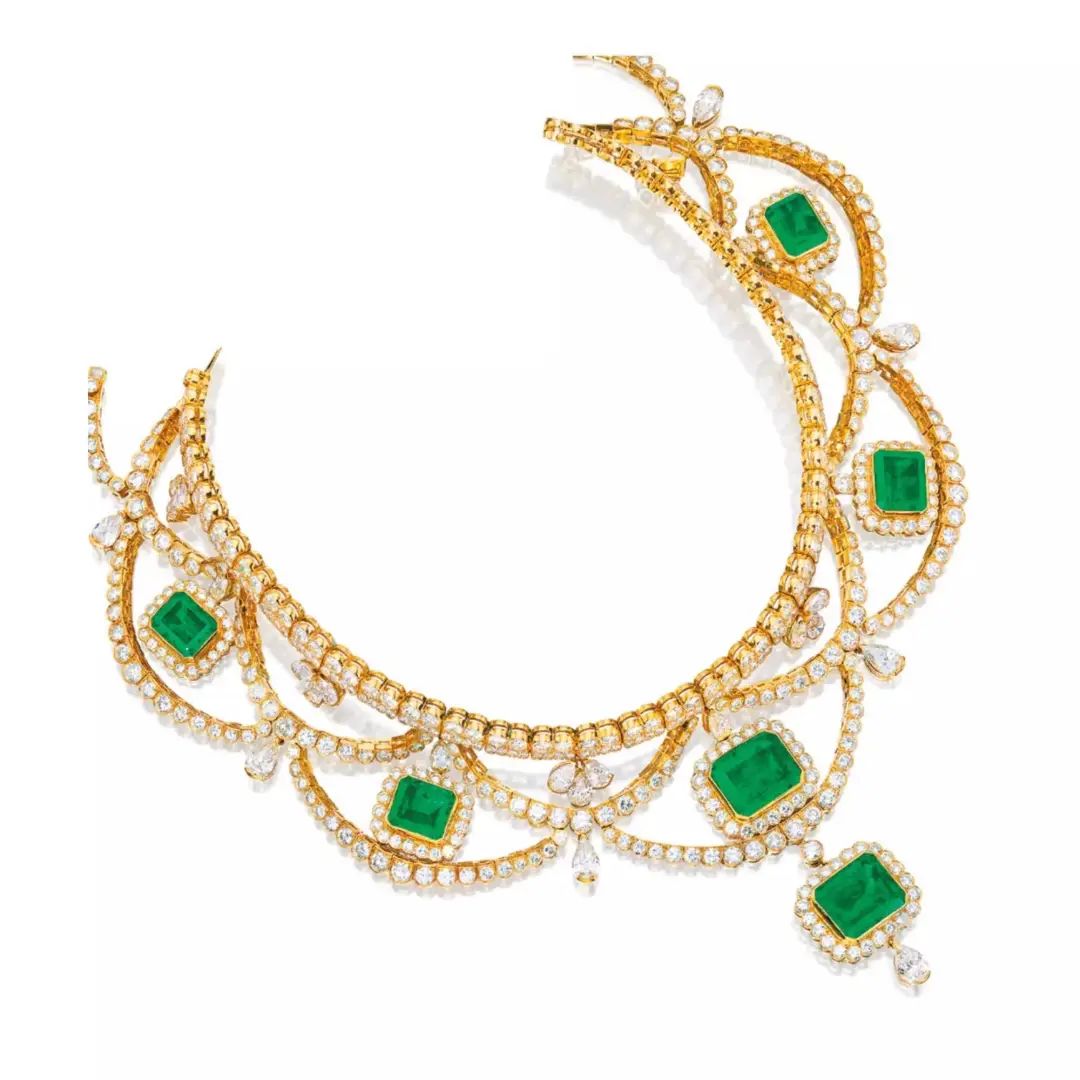 灏氱編宸撮粠鏄庢槦鍚屾,灏氱編宸撮粠棣栭グ娆惧紡鏍囧織