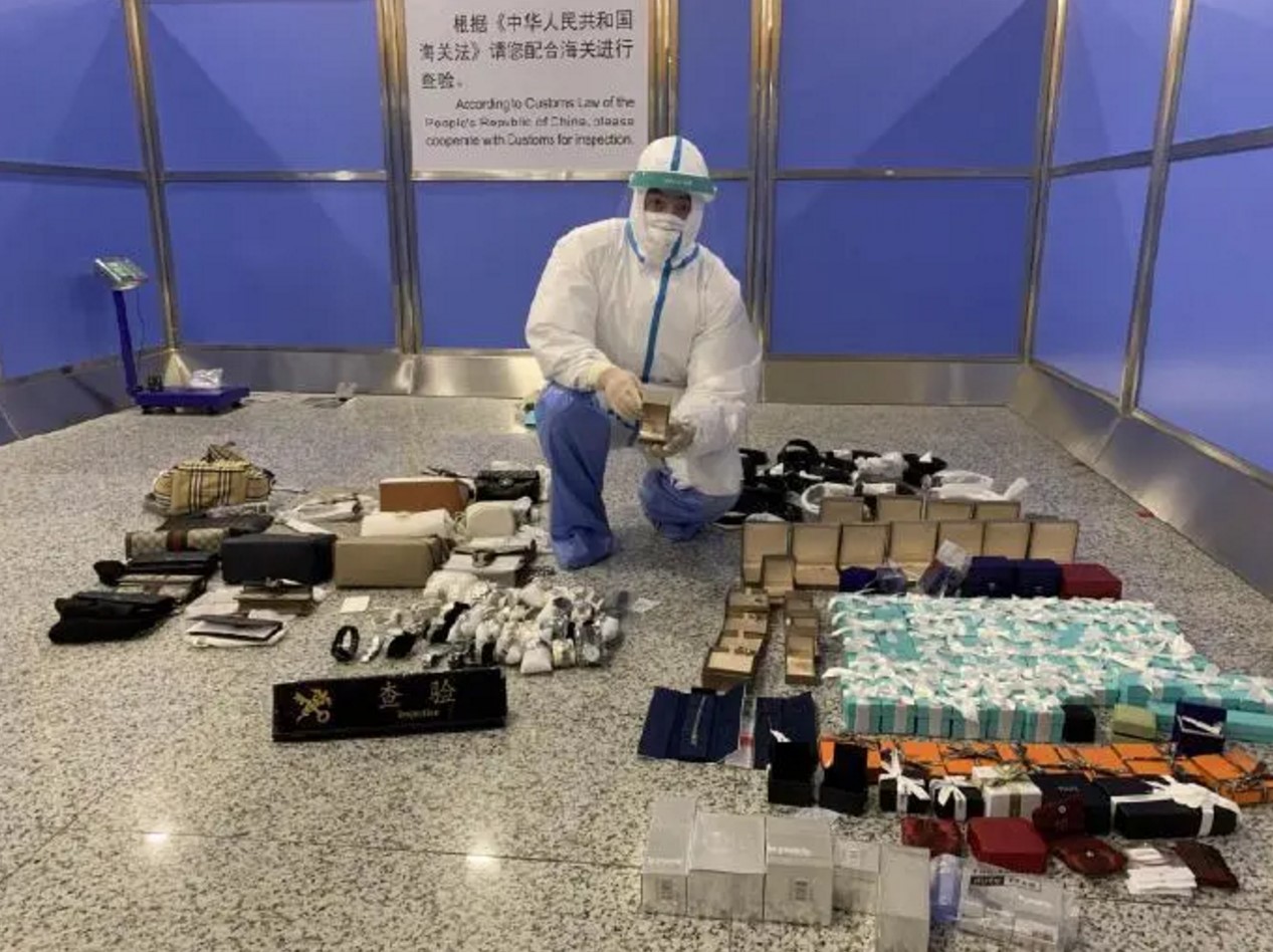 代购10000被抓怎么处罚,一个代购被判刑四年罚款一百万