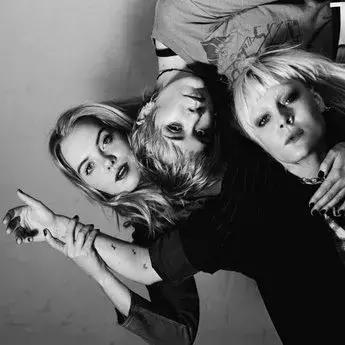 理想人妻DreamWife：我们才不是什么女子乐队！