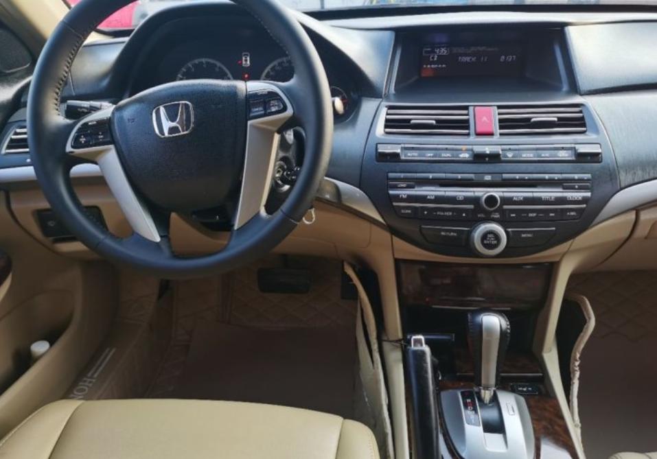 09年八代雅阁2.0值多少钱,八代雅阁6万值得入手吗