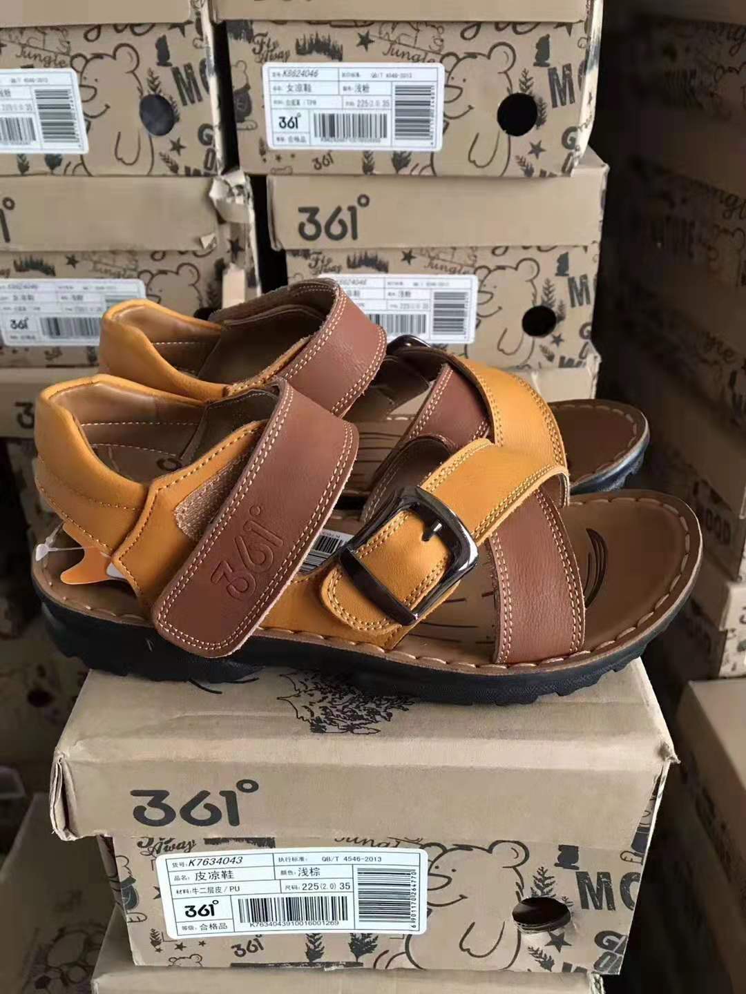 童装迪士尼尾货清仓直播,迪士尼童装工厂店尾货处理