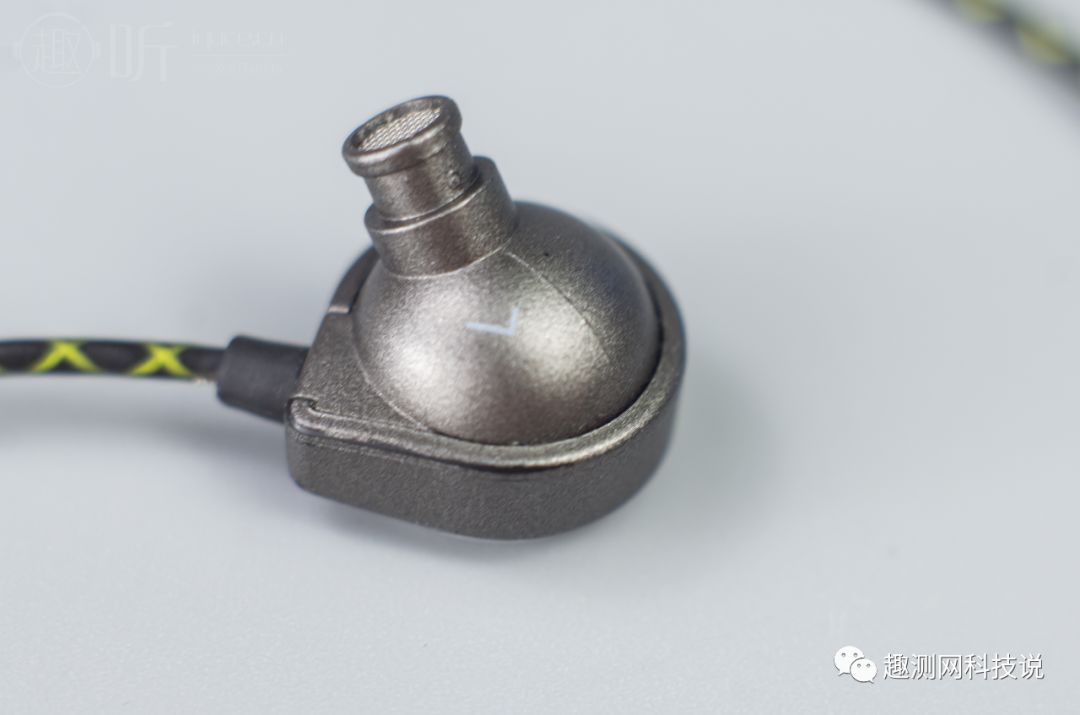 edifier漫步者h297入耳式耳机测评,400以内漫步者半入耳式耳机测评