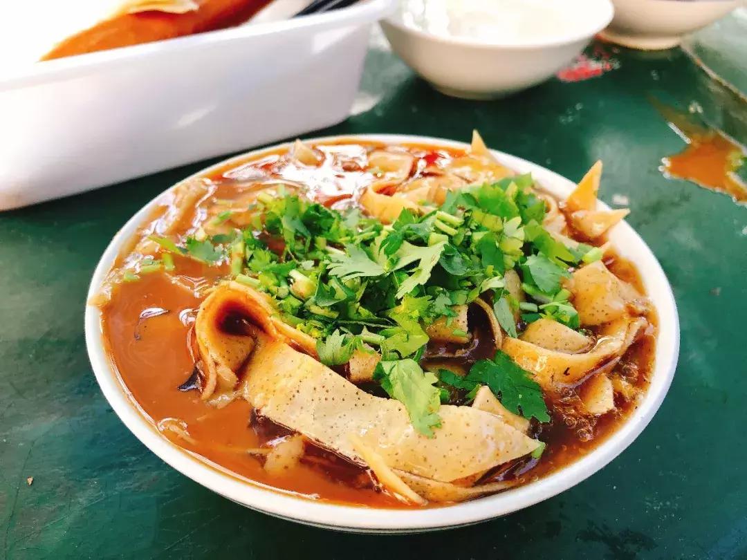 天津特色小吃被称为津门三绝 (天津风味小吃中的三绝之一)