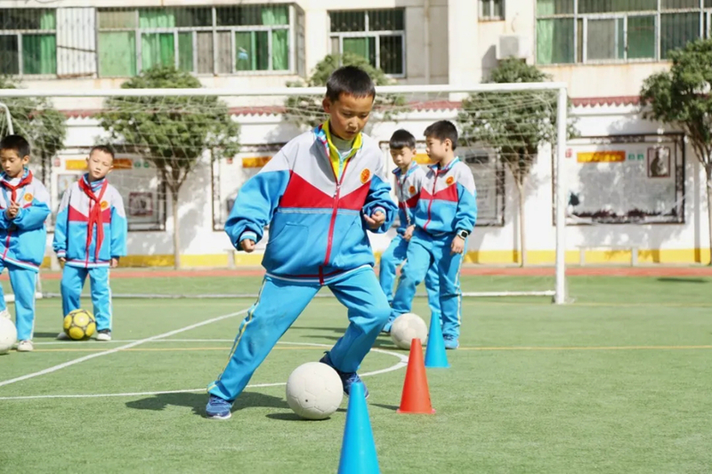 让体育梦想生根发芽省体育健康行“五进”活动走进眉县