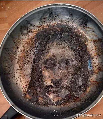 衣服开水烫皱了熨不平怎么办,洗皱了的衣服不熨怎么弄平