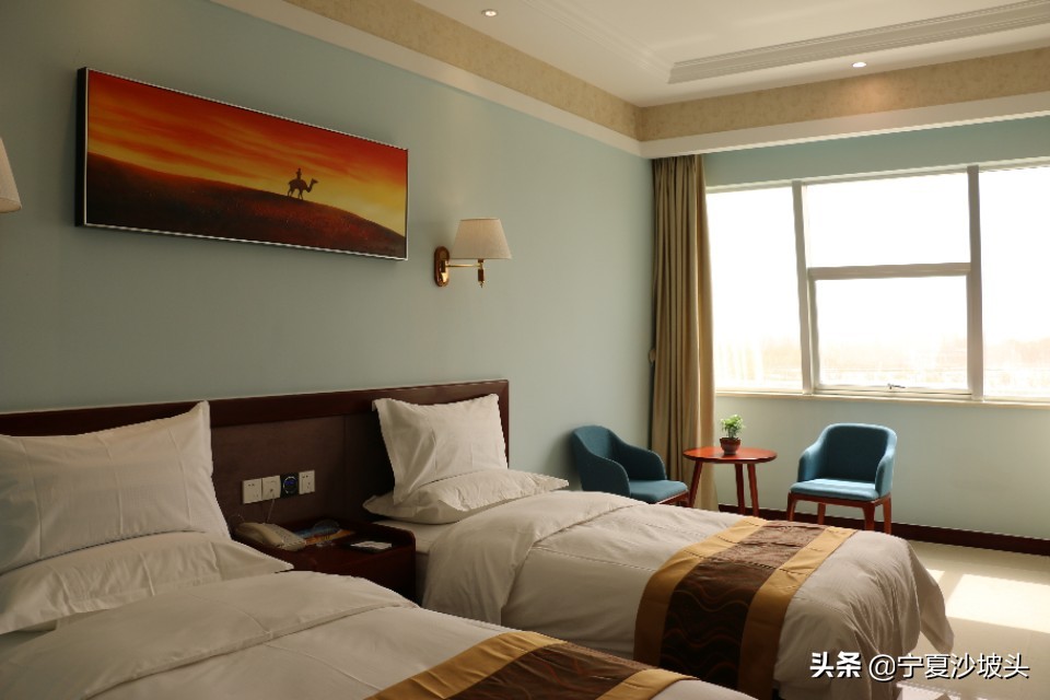 沙漠绿洲沙坡头旅游攻略,沙坡头住宿看星空