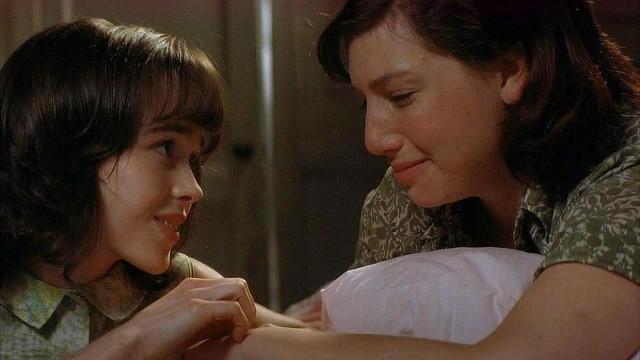 《美国田园下的罪恶》：16岁少女为何惨遭邻居集体虐待直至毁灭？