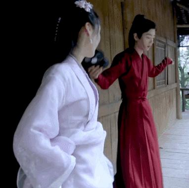 腰细的十大女星,腰细的明星有哪些