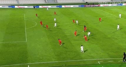 中国足球青训好还是归化好,中国靠归化球员打世界杯能打几年