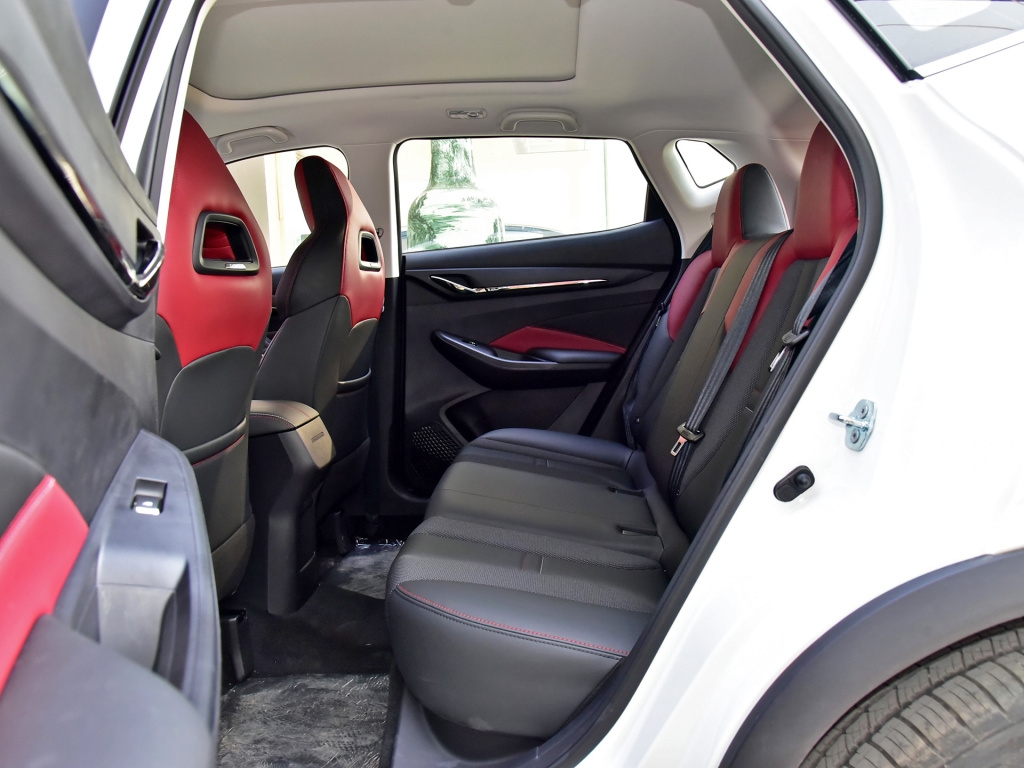 预售价699万起长安欧尚x5抢先看,长安欧尚x5开启预售6.99万起