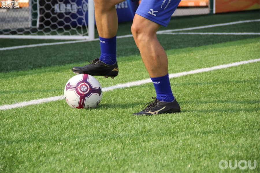 都是日产旗舰你Pick谁?MoreliaNeoII对比Rebula2V1测评