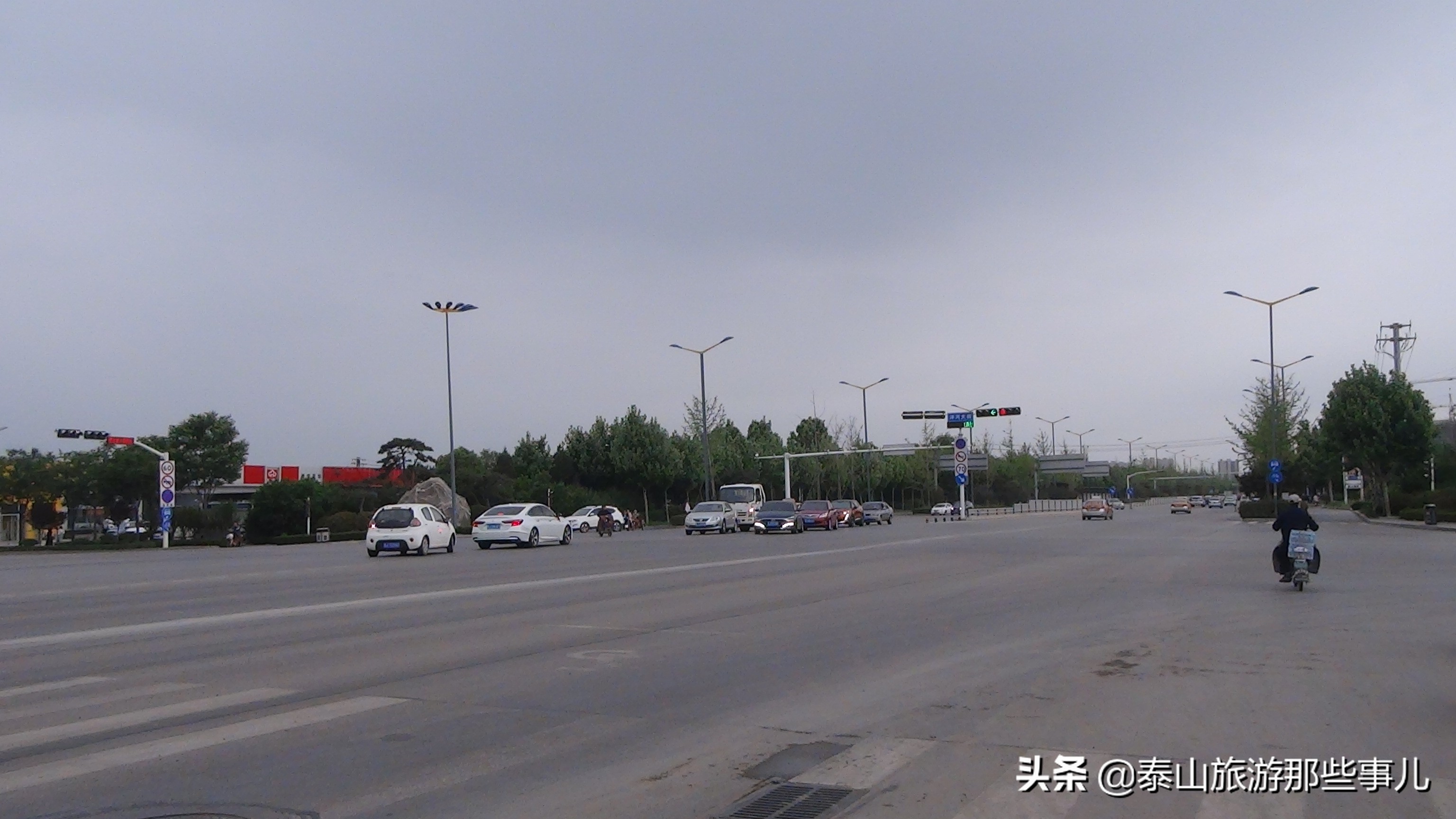 山东的泰山在什么地方,山东泰山的风景被称为什么