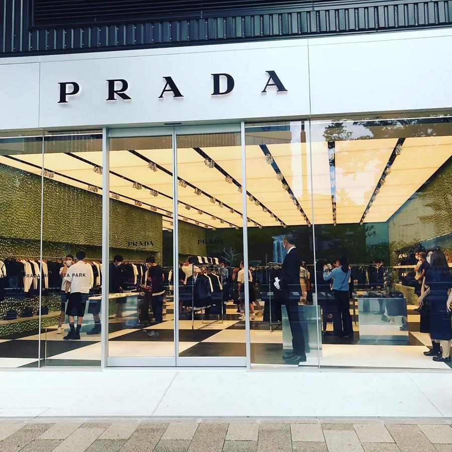 prada粉色改造,prada店铺设计可以给品牌带来什么