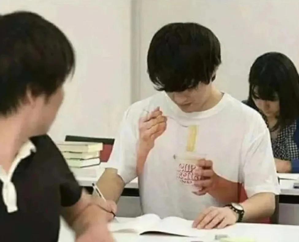 辣眼睛设计,辣眼睛3d建模