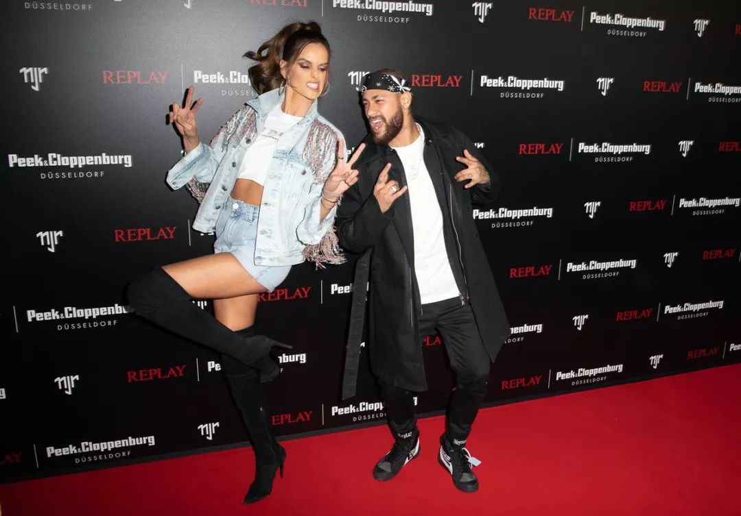 内马尔合影超模,175cm内马尔超模走红毯气场