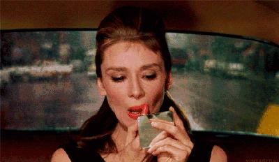 涂口红不爱掉色的正确方式,涂口红最怕什么颜色