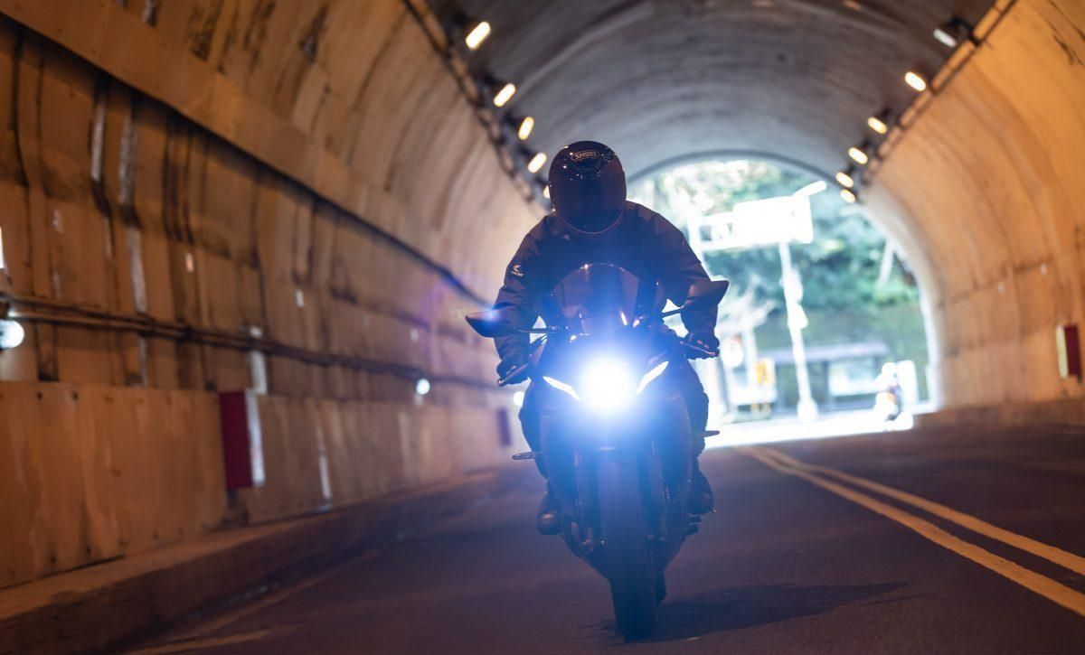 雅马哈r7马力机测试,雅马哈r7座高测试