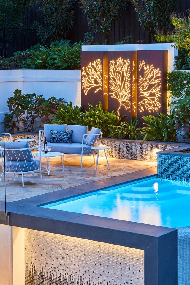 一楼带阳台小花园怎么设计,买一楼带小花园