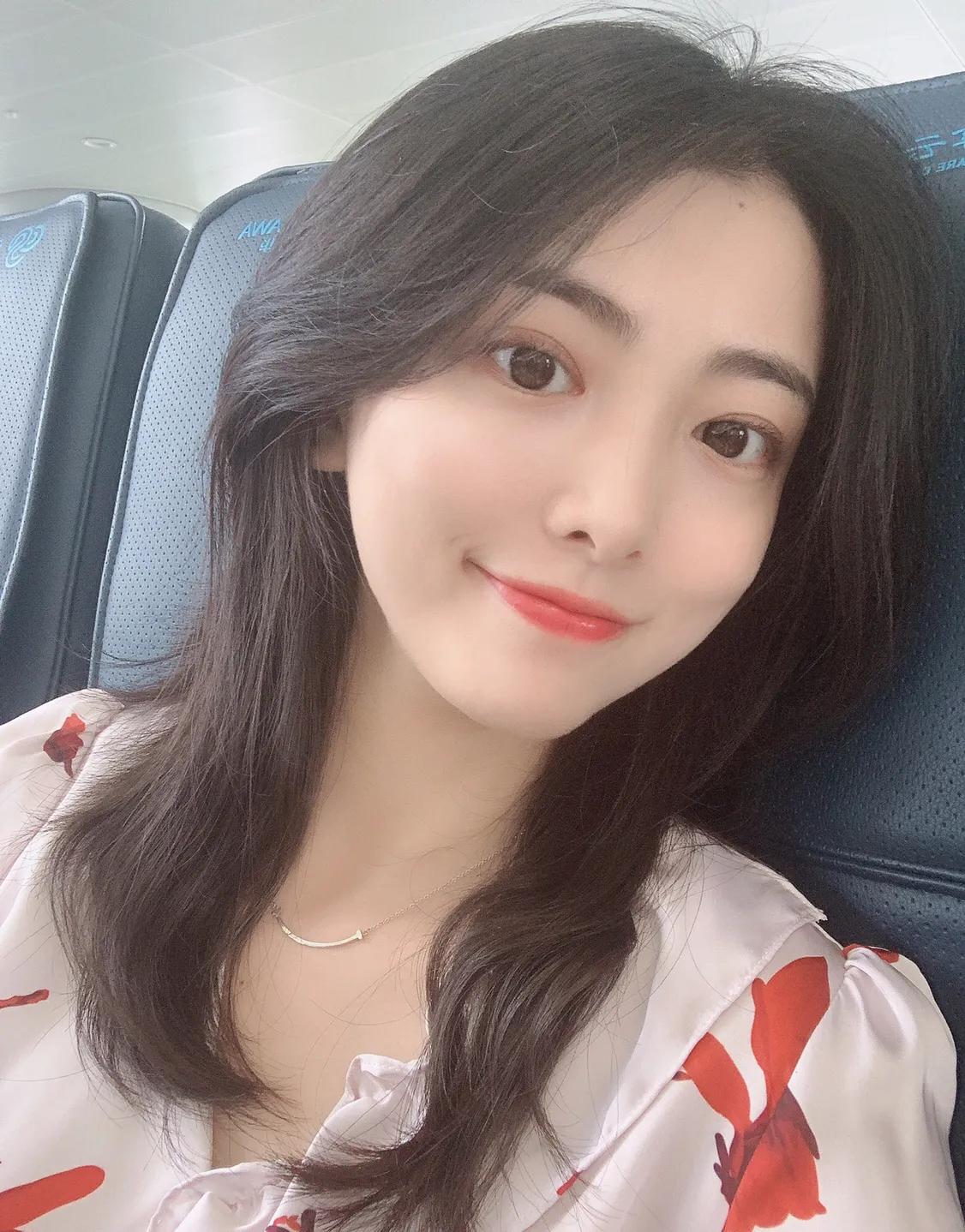 有时候使人疲惫的不是远方的高山,让人疲惫的不是远山而是鞋里的沙