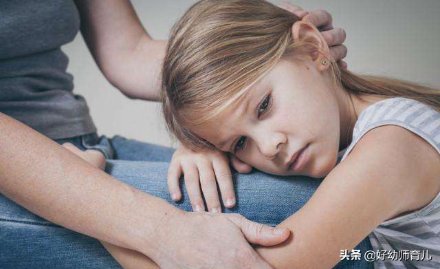 孩子出现偷东西的行为家长怎么做,发现孩子偷别人东西该怎么教育