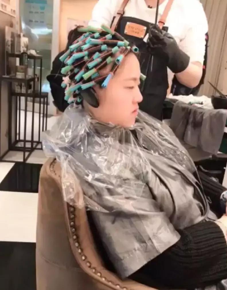 过年期间理发店安全吗,过年前千万别烫头