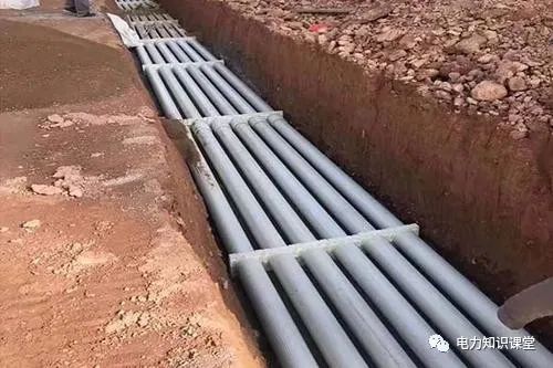 电缆敷设和导管内穿线哪个先做,导管内穿线隐蔽验收内容怎么填