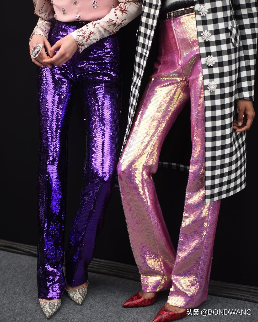 abra品牌鞋,为乔布斯设计logo的设计师