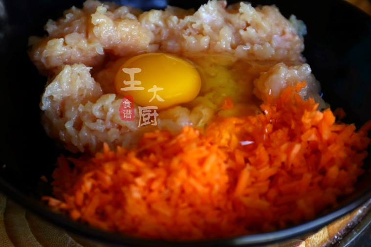 糖醋丸子的家常做法最简单好吃,家常糖醋丸子简单做法