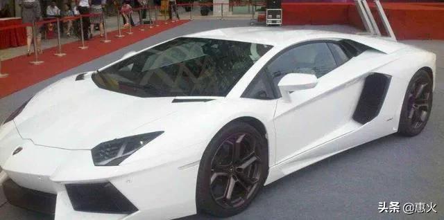 各明星座驾,10位明星座驾大对比