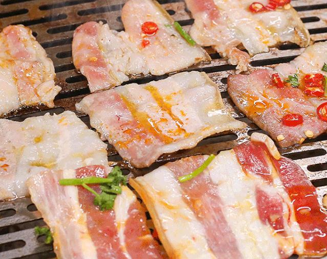 称霸绵阳5年的「西昌火盆烧烤」，菜品丰富敞开吃