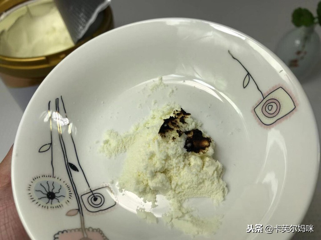 伊利金领冠珍护2段奶粉测评，你会为宝宝选择国产奶粉吗？