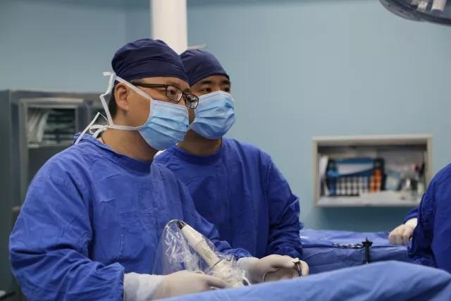 肠镜下微创套扎硬化术治疗痔疮,超声刀治疗痔疮还需要内扎吗