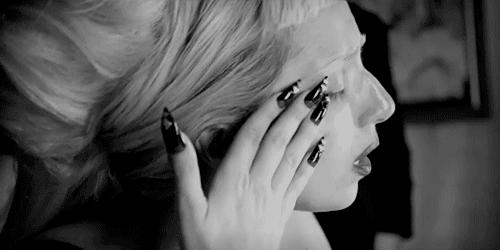 冬季头皮干燥头屑多用哪种洗发水,冬季头皮干痒头屑多怎么办