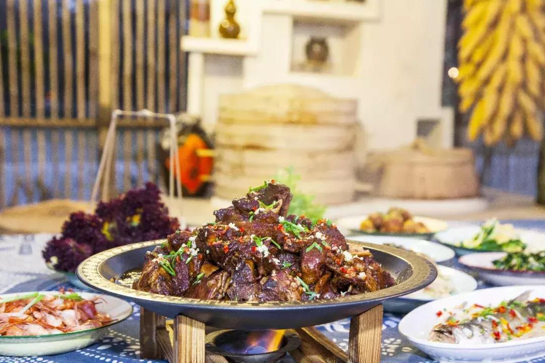 7个值得你驱车前往的吃羊肉地,这一口还魂的羊肉,吃了会上瘾!