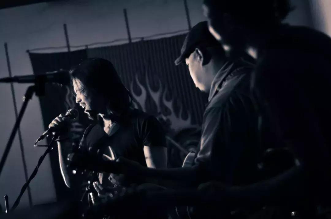 夏日淘沙丨中国布鲁斯与老百姓的故事-浪荡绅士