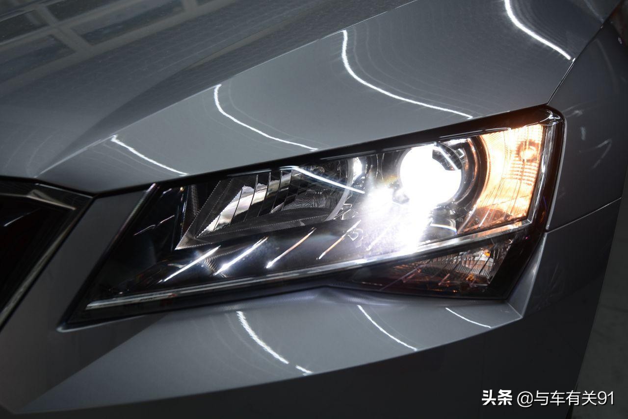 为啥不建议卤素灯升级氙气灯,原车卤素灯换led不聚光怎么调