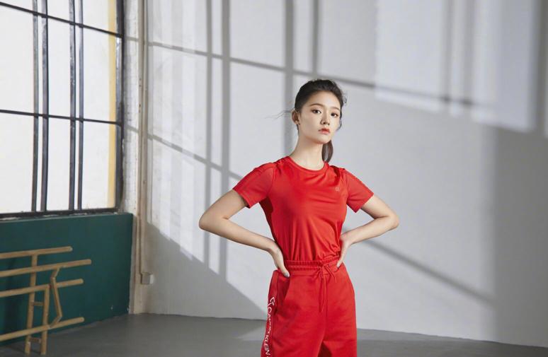 林允ck内裤代言,林允ck内衣广告高清大图