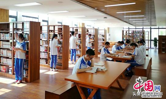 “百花齐放梅为首，千舟竞渡看头帆”四川蒲江教育写意