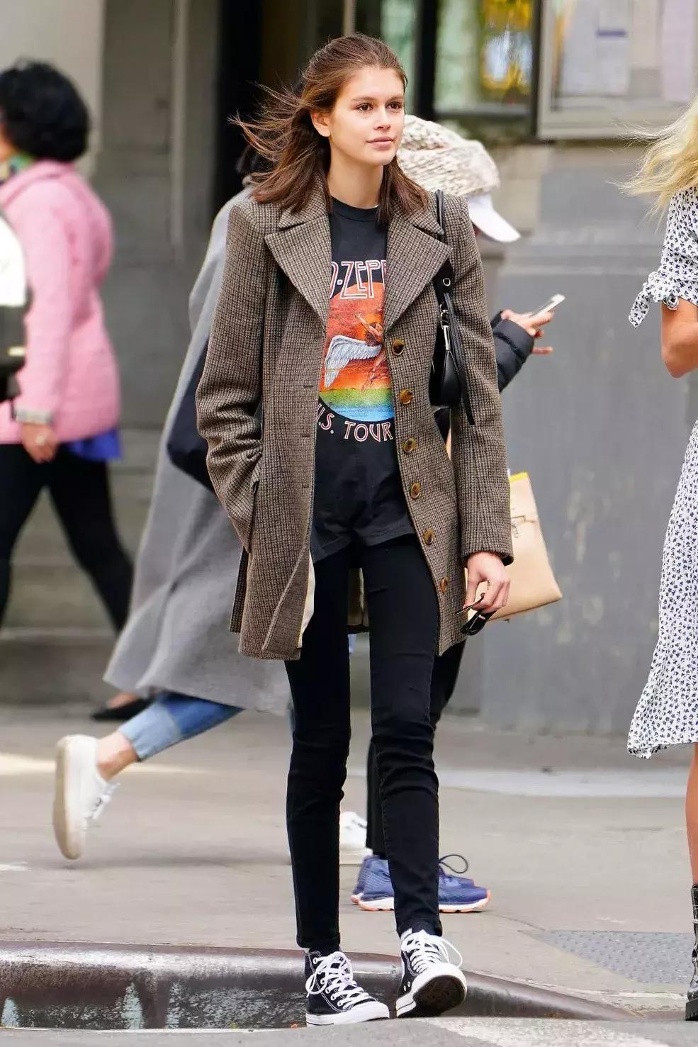 有没有为买一样东西排过队？机会来了，可以去排匡威的队了～