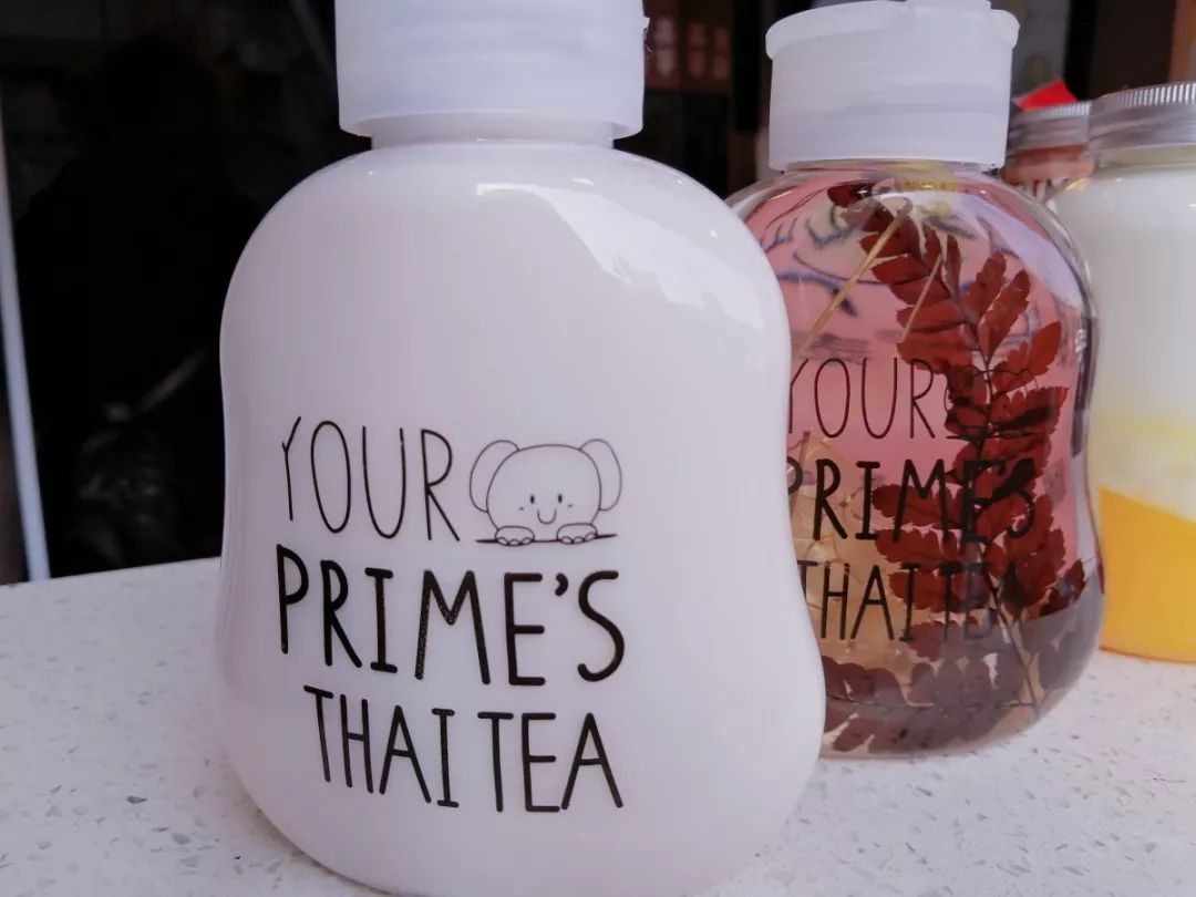 奶茶一杯探店,特别吸引人的奶茶店探店