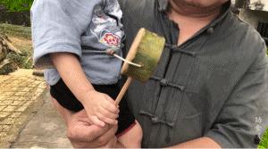 61岁中国爷爷获赞1000万，外国网友：实名羡慕他的孙子