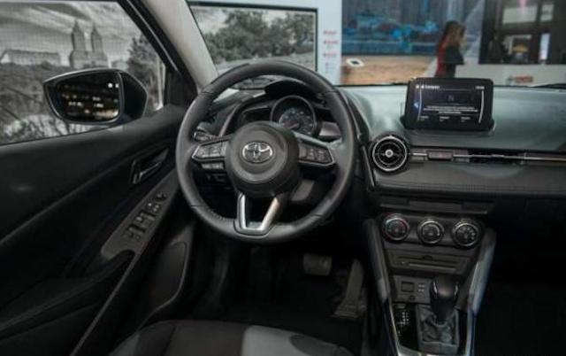 03款1.5自动挡丰田威驰油耗多少,丰田威驰2021外观